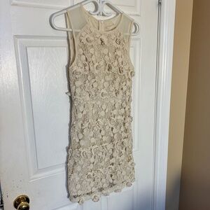 Thistlepearl Cream Floral Lace Sleeveless Dress | Size 4